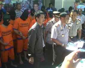 Komplotan Curanmor 120 TKP Dibekuk, 2 Pick Up & 2 Motor Diamankan