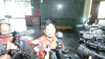 Luthfi Hasan Serahkan Nota Keberatan kepada Kuasa Hukum