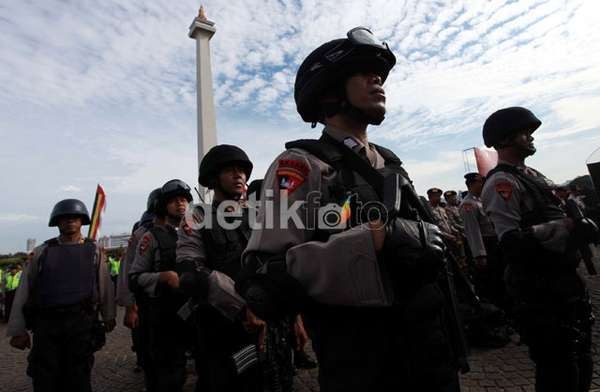 HUT Bhayangkara, 2.781 Anggota Polda Metro Naik Pangkat
