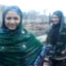 Menari-nari di Bawah Hujan, 2 ABG Pakistan Tewas Ditembak