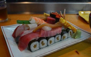 Wouw! Sushi Berbentuk Tank Ini Terinspirasi Film Kartun! 