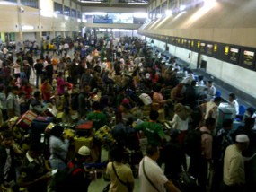 Liburan, Penumpang Pesawat Membludak