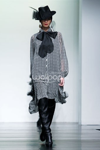 Jakarta, Indonesia - 26 Juni 2013. Denny Wirawan Noblidonna. Jakarta Islamic Fashion Week 2013 at Hall Jakarta Convention Center. Senayan. Jakarta. [Foto: Mohammad Abduh/Wolipop]