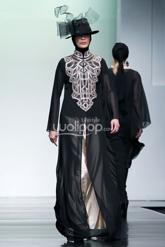 Jakarta, Indonesia - 26 Juni 2013. Denny Wirawan Noblidonna. Jakarta Islamic Fashion Week 2013 at Hall Jakarta Convention Center. Senayan. Jakarta. [Foto: Mohammad Abduh/Wolipop]