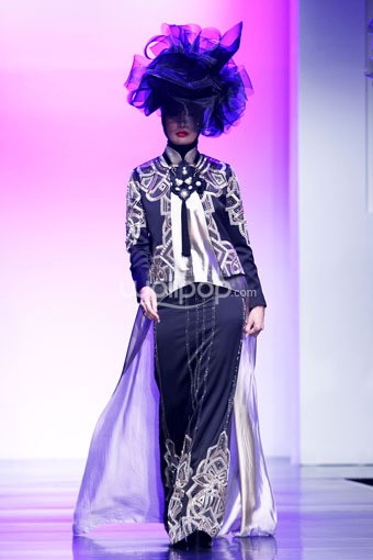 Jakarta, Indonesia - 26 Juni 2013. Denny Wirawan Noblidonna. Jakarta Islamic Fashion Week 2013 at Hall Jakarta Convention Center. Senayan. Jakarta. [Foto: Mohammad Abduh/Wolipop]