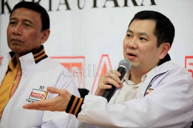 Bawaslu Kaji Pelanggaran Kampanye Deklarasi Capres Wiranto-HT