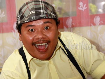 Bang Tumpal, dari Koki, Pengamen Hingga Jadi Komedian