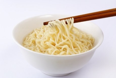 Bikin Cepat Lapar, Bubur dan Mi Instan Tak Cocok Dimakan Saat Sahur