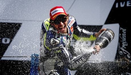 Lorenzo yang Cedera Jadi Motivasi Tambahan Rossi