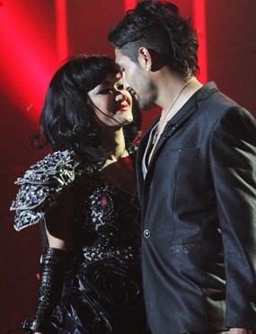 Jelang Nikah, Jupe Minta Gaston Hafalkan Indonesia Raya