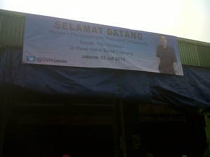 Sidak ke Pasar Induk Cipinang, Gita Wirjawan Disambut 3 Spanduk Besar