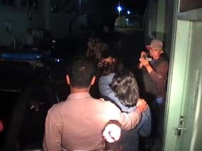 Ningsih Dalam Keadaan Bugil Saat Digerebek Suaminya