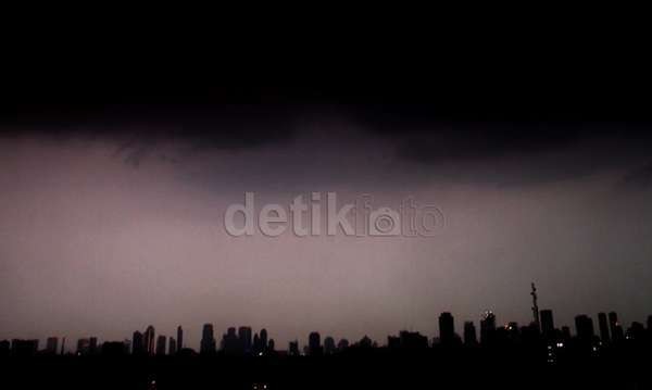 Anomali Suhu Muka Laut, Hujan di Musim Kemarau Sampai September