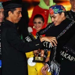 Dio Aufa dan Delicia Gemma, Abang None Jakarta 2013