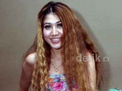 Sania Eksis Lagi