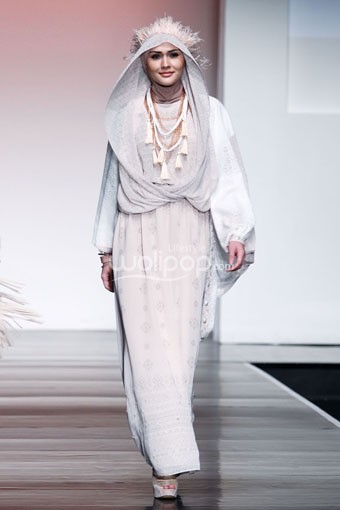 Jakarta, Indonesia - 28 Juni. Ria Miranda Beatnik. Jakarta Islamic Fashion Week 2013 di Hall Jakarta Convention Center. Senayan. 28 Juni 2013. Jakarta. [Foto: Mohammad Abduh/Wolipop]