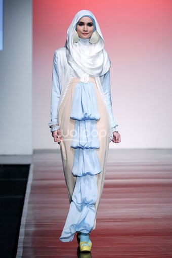 Jakarta, Indonesia - 28 Juni. Ghaida Tsurayya Candy land. Jakarta Islamic Fashion Week 2013 at Hall Jakarta Convention Center. Senayan. 28 Juni 2013. Jakarta. [Foto: Mohammad Abduh/Wolipop]
