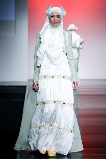 Jakarta, Indonesia - 28 Juni. Ghaida Tsurayya Candy land. Jakarta Islamic Fashion Week 2013 at Hall Jakarta Convention Center. Senayan. 28 Juni 2013. Jakarta. [Foto: Mohammad Abduh/Wolipop]