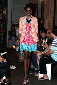 Jakarta, Indonesia - 30 Juni 2013. Hengki Kawilarang Retro Pop Spring 2014 at De la Gue. Kemang. Jakarta Selatan. [Foto: Mohammad abduh/Wolipop]