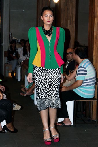 Jakarta, Indonesia - 30 Juni 2013. Hengki Kawilarang Retro Pop Spring 2014 at De la Gue. Kemang. Jakarta Selatan. [Foto: Mohammad abduh/Wolipop]