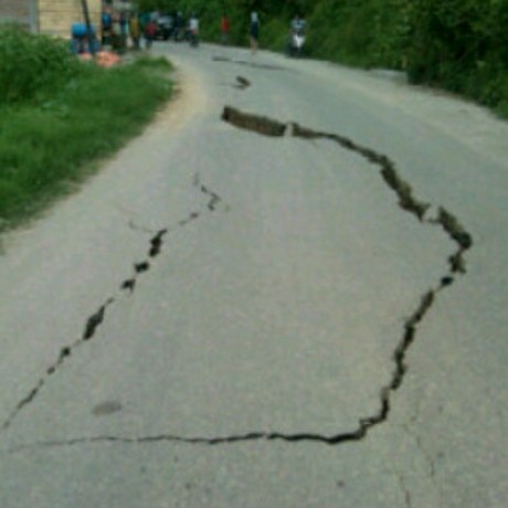 Cerita Ajaib Bocah yang Selamat Setelah Tertimpa Reruntuhan Rumah