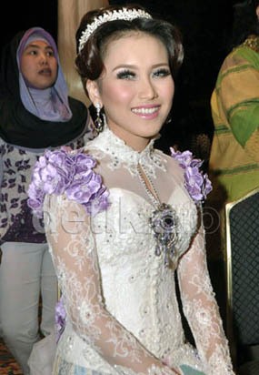 Ayu Ting Ting Nikah, Nadila Ernesta dan Tina Talisa Dikaruniai Bayi