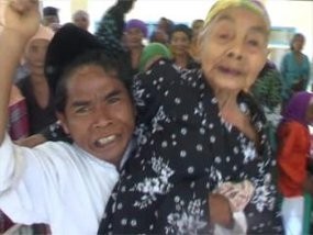 Tak Masuk Data Penerima Balsem, Warga Mengamuk di Balai Desa