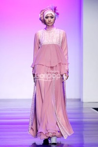 Jakarta, Indonesia - 28 Juni. Lulu Elshabu El Ballet. Jakarta Islamic Fashion Week 2013 at Hall Jakarta Convention Center. Senayan. 28 Juni 2013. Jakarta. [Foto: Mohammad Abduh/Wolipop]