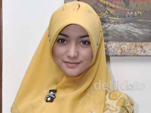 Citra Kirana Dalam Balutan Hijab