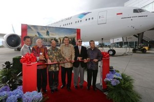 Kominfo Restui Penggunaan Wifi di Pesawat Garuda