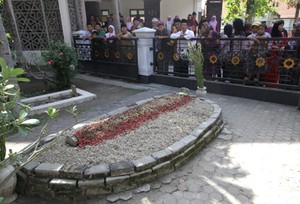 Jelang Ramadan, Ribuan Peziarah Datang ke Makam Gus Dur