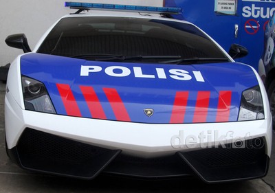 Patwal Lamborghini dan Lotus Jadi-jadian