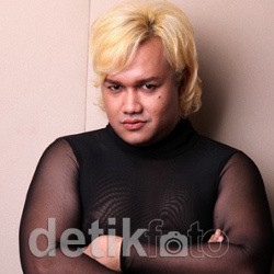Ingin Jadi Selebriti Sukses? Ini Syarat Utama dari Tata Liem