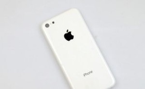 Ini Penampakan Utuh iPhone Versi Murah