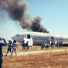 Bos Samsung Kabur Menyelamatkan Diri Terus... Ngetweet