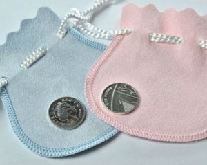 2013 Bayi yang Lahir Bersamaan dengan Anak Pangeran William Dapat Hadiah 