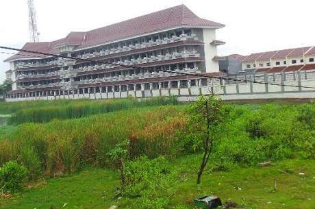 4 Cerita Jokowi vs Haji Gubar Soal Sekolah Kandang Kambing