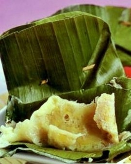 Legit Berbungkus Daun, Carang Gesing dan Sumping