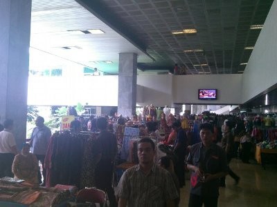 Bazar Ramadan di Gedung DPR Ramai Pengunjung