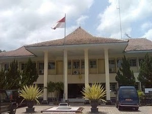 Massa Merusak Ruang Tahanan, PN Tulungagung Mencekam