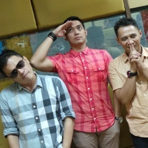 Arti Para Armada di Mata ADA Band