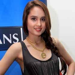 Soal Puasa, Cinta Laura: Mudah-mudahan Bisa Tahan Sampai Magrib