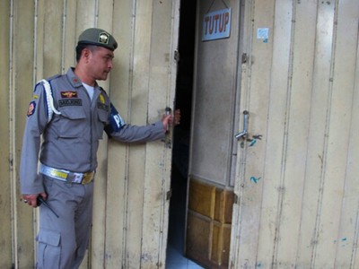 Razia Panti Pijat Selama Ramadan