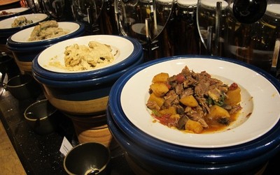 Berbuka dengan Menu Khas Jordania di Restoran Sailendra