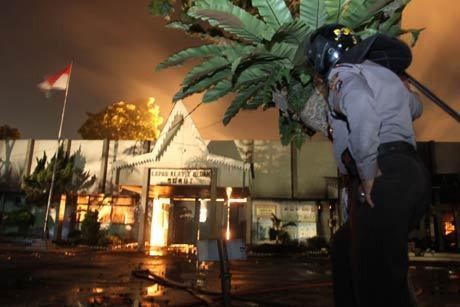 Napi Jebol Pintu Utama dan Bakar Ruang Kantor LP Tanjung Gusta 