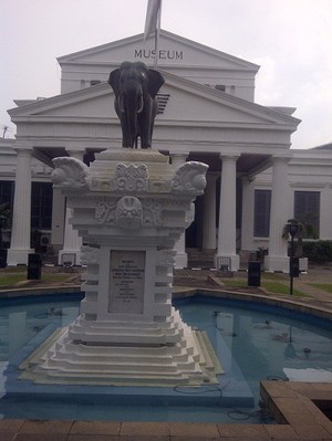 Jangan Hanya Nge-Mal, Coba Tengok Sejarah ke Museum Nasional