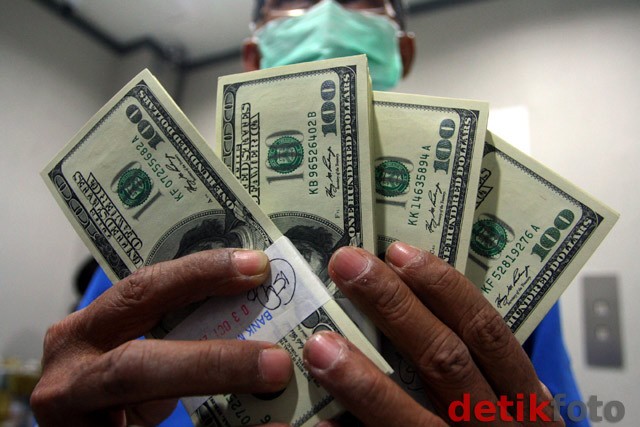 Sehari Pertamina Butuh US$ 150 Juta Buat Impor BBM