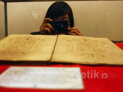 Pameran Naskah Sastra Betawi Abad ke-19