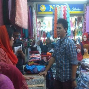  Sidak ke Pasar Tanah Abang, Mari Pangestu Dikira Menteri Perindustrian