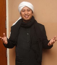 5 Lagu Opick yang Paling Menyentuh